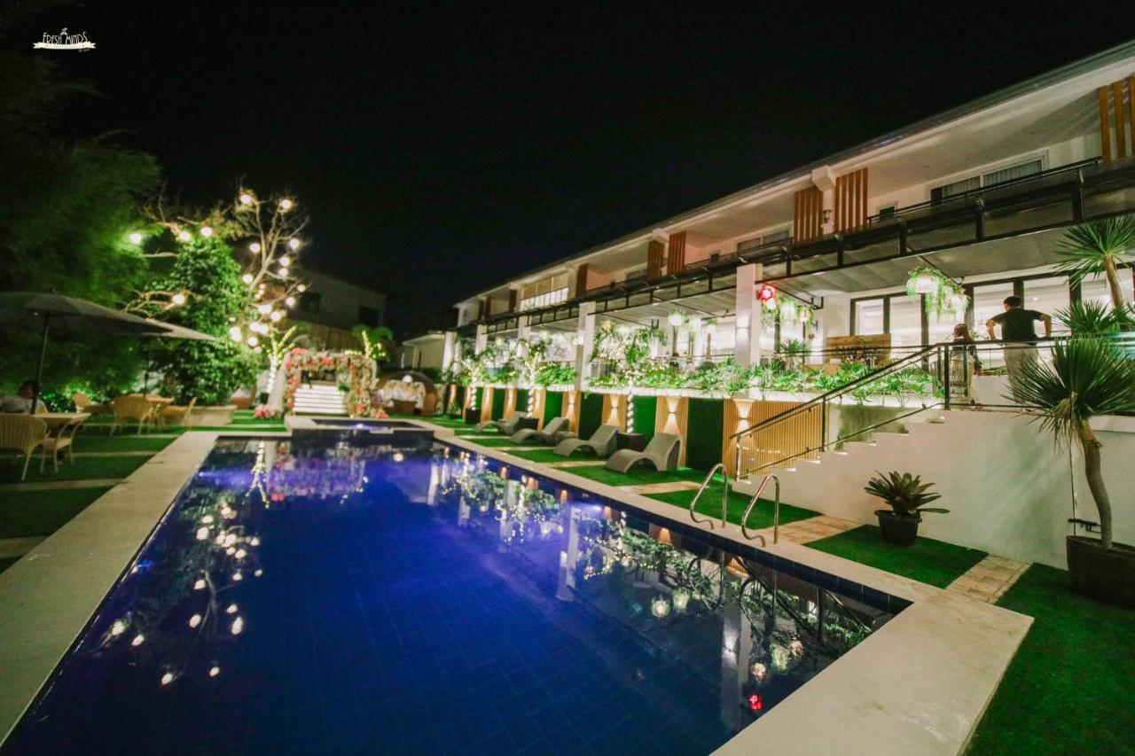 Casa La Silvinas Hotel & Event Resort Tagaytay City Exteriör bild